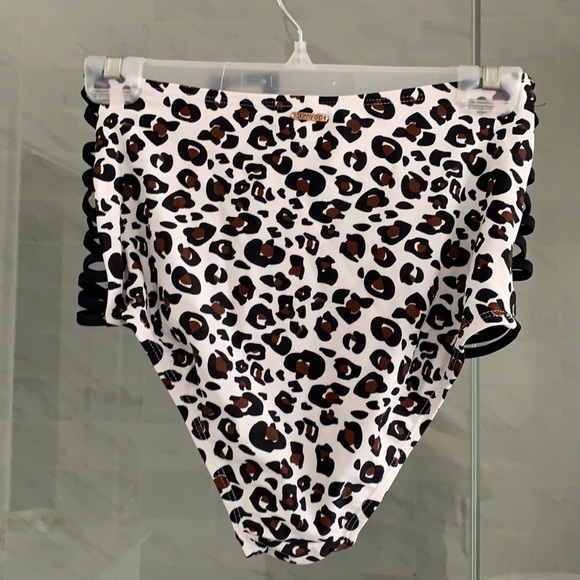 New skinny dip high waist bottom - Picture 4 of 4